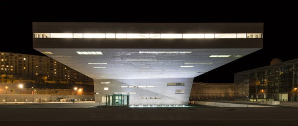 adc-marseille-capitale-de-l-architecture-2013_breveon552.jpg