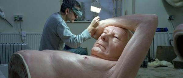 adc-ron-mueck-des-sculptures-et-un-film_breveon573.jpg