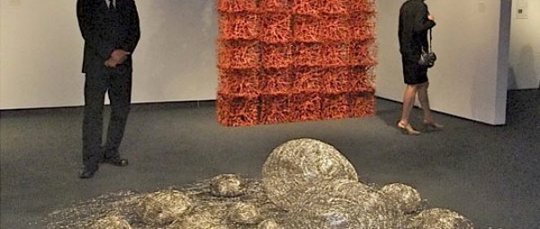 adc-sculptures-en-fibre-textile_breveon980.jpg