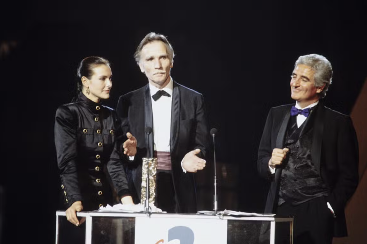 adc-un-hommage-a-willy-holt-dans-telerama_capture-decran-2025-03-13-a-15.15.09.png